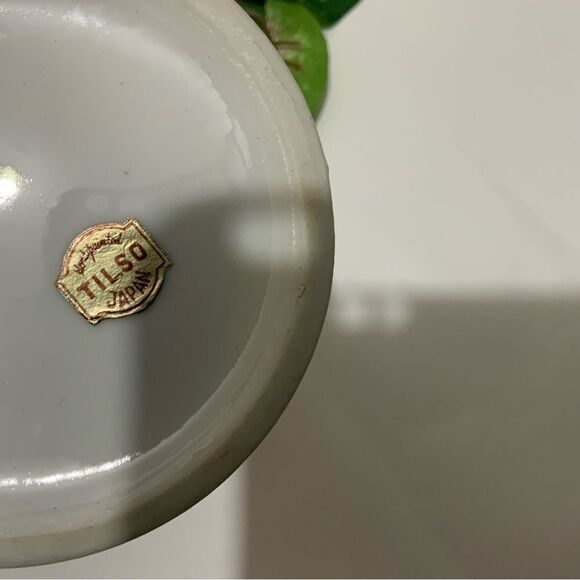 VINTAGE TILSO JAPAN  OIL LANTERN AND CHIMNEY WITH PINK ROSES 7” no glass G16 - Picture 7 of 7